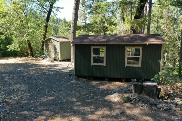$395,000 | 18500 Shafer Ranch Road, Willits, CA 95490