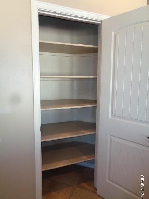 1528 East Apollo Road Phoenix, AZ 85042 - Photo 13 of 32 DSC07801