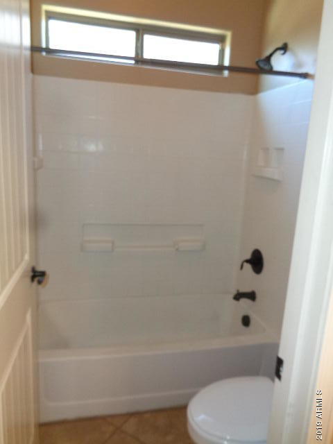 1528 East Apollo Road Phoenix, AZ 85042 - Photo 28 of 32 DSC07816