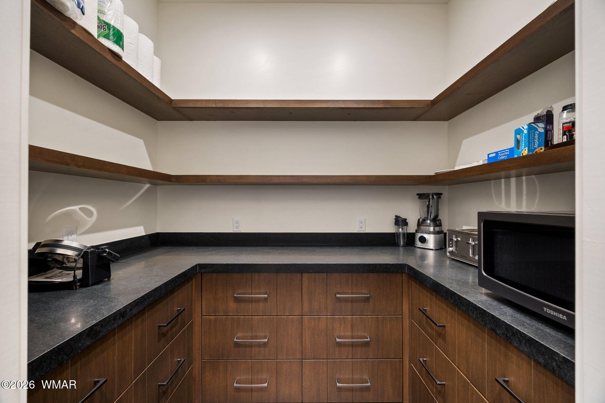 2441 South Monkshood Road Show Low, AZ 85901 - Photo 26 of 90 a kitchen with a cabinets and a stove