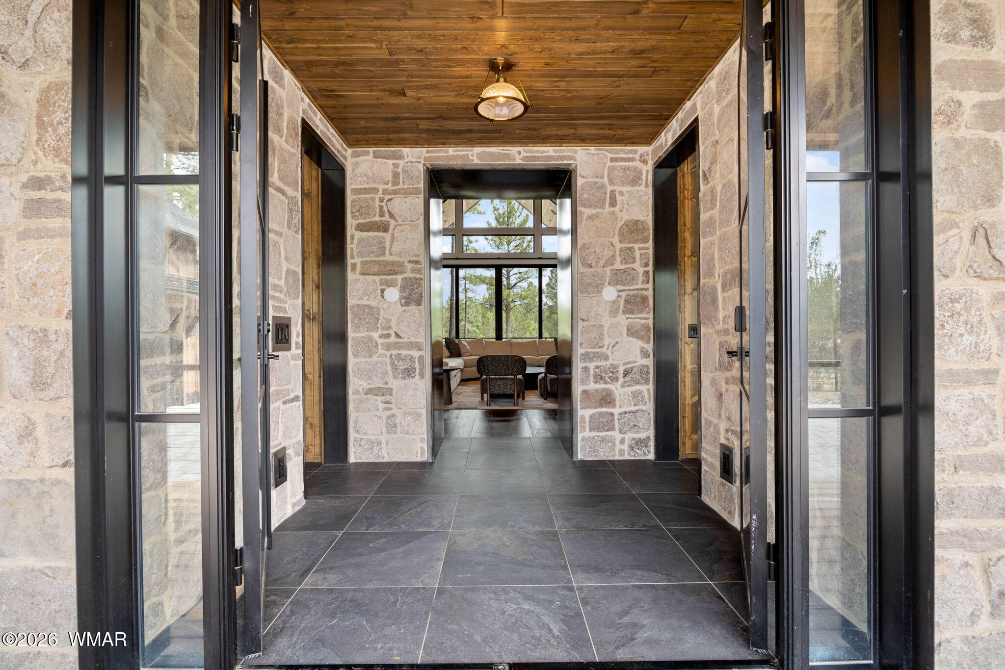 2441 South Monkshood Road Show Low, AZ 85901 - Photo 6 of 90 One of a kind entry