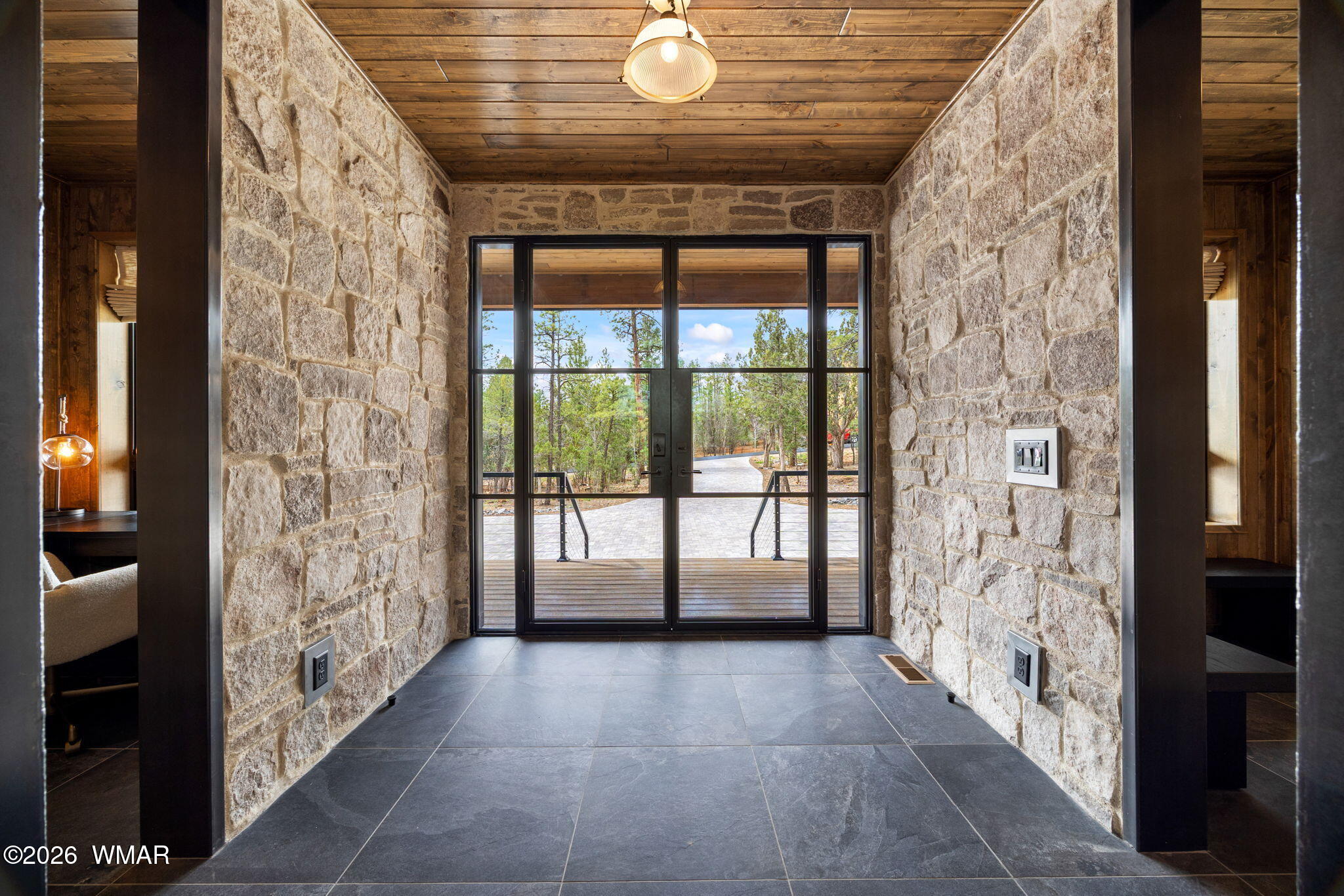 2441 South Monkshood Road Show Low, AZ 85901 - Photo 7 of 90 Custom Stone Entry