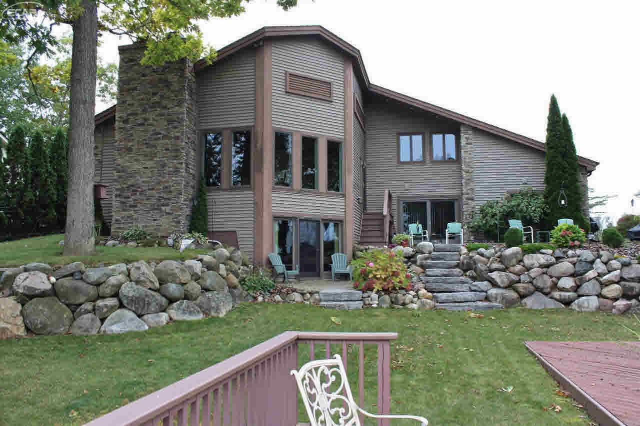 9435 Ridge Road Goodrich, MI 48438 - Photo 4 of 67 21378819-3.JPG