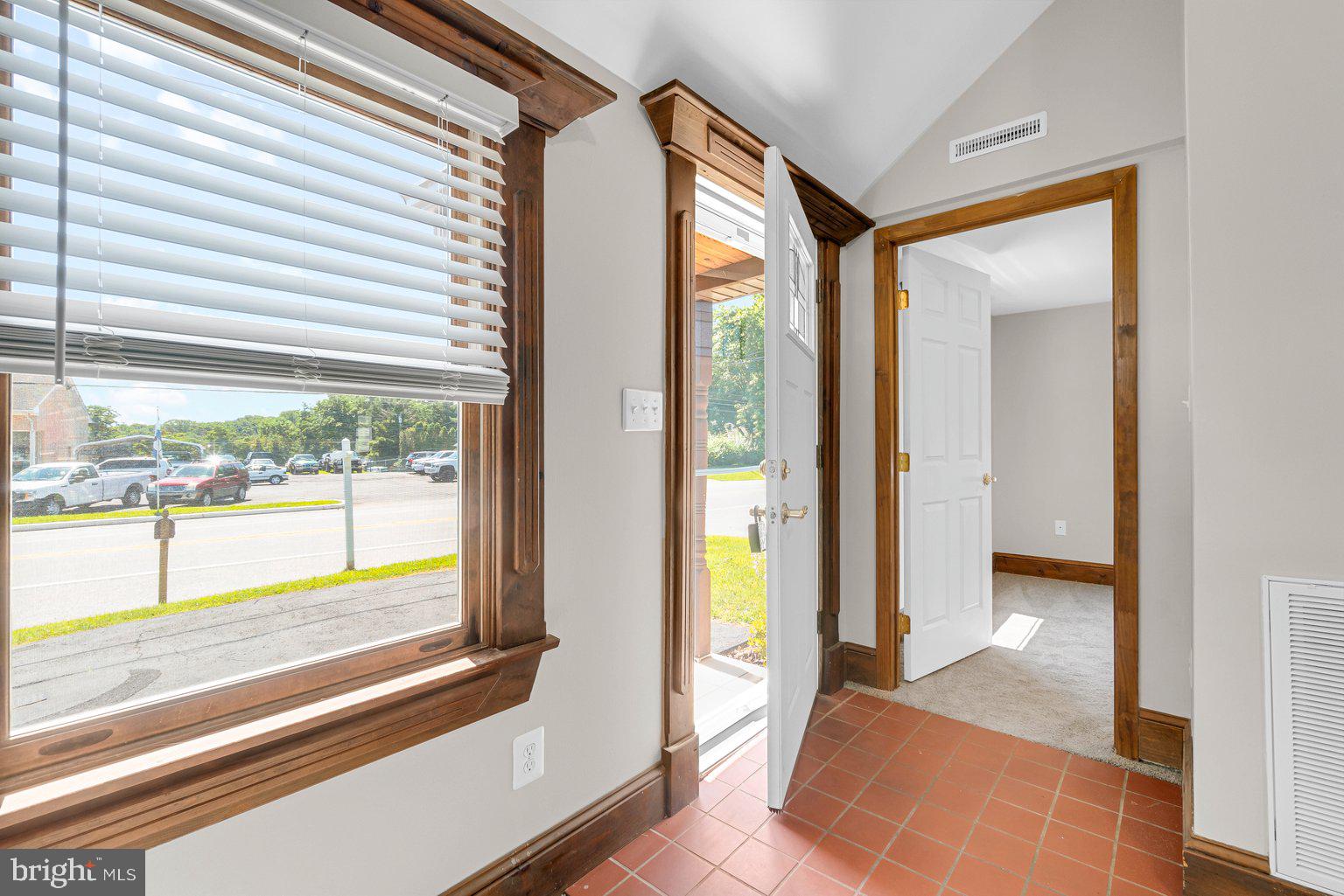 2452 Conowingo Road Bel Air, MD 21015 - Photo 14 of 28 Entry