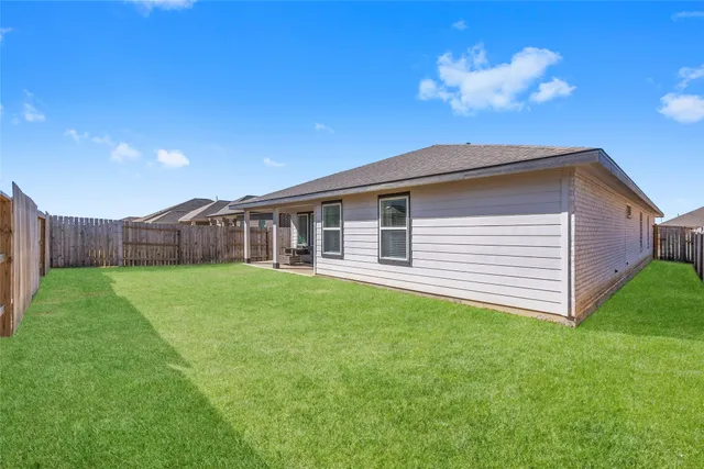 $350,000 | 13220 Lago Acero Lane, Texas City, TX 77568