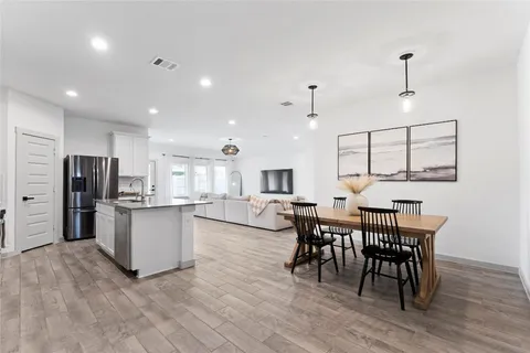 $350,000 | 13220 Lago Acero Lane, Texas City, TX 77568