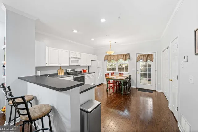 $260,000 | 205 Woodstone Drive, Unit 14, Athens, GA 30605