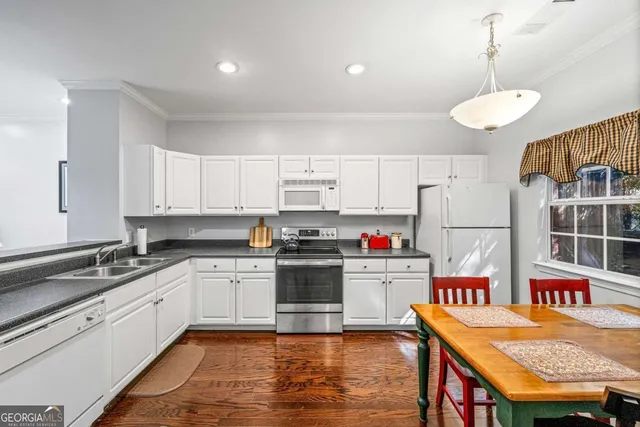 $260,000 | 205 Woodstone Drive, Unit 14, Athens, GA 30605