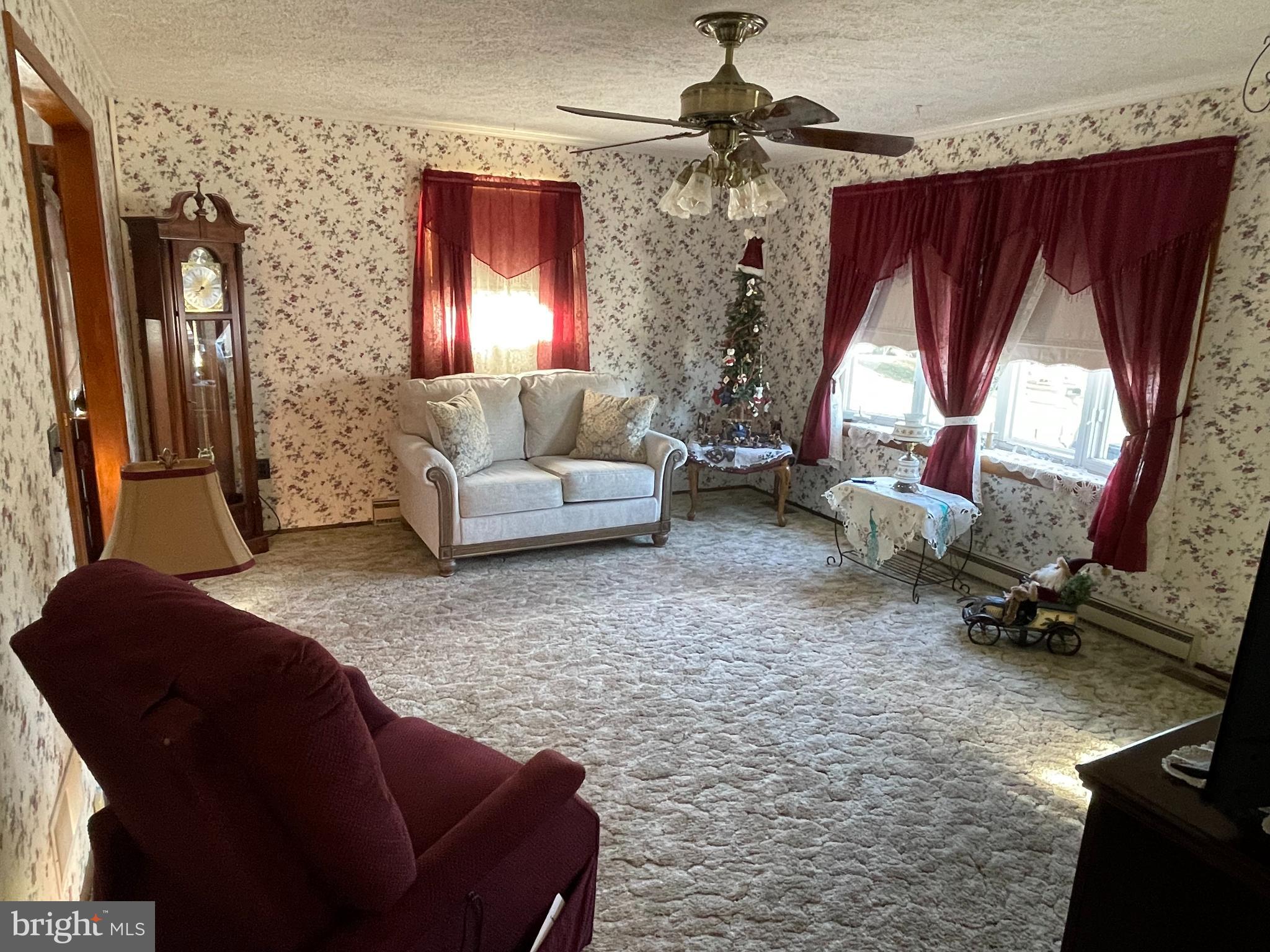 30 West Sunset View Street Spring Grove, PA 17362 - Photo 5 of 11