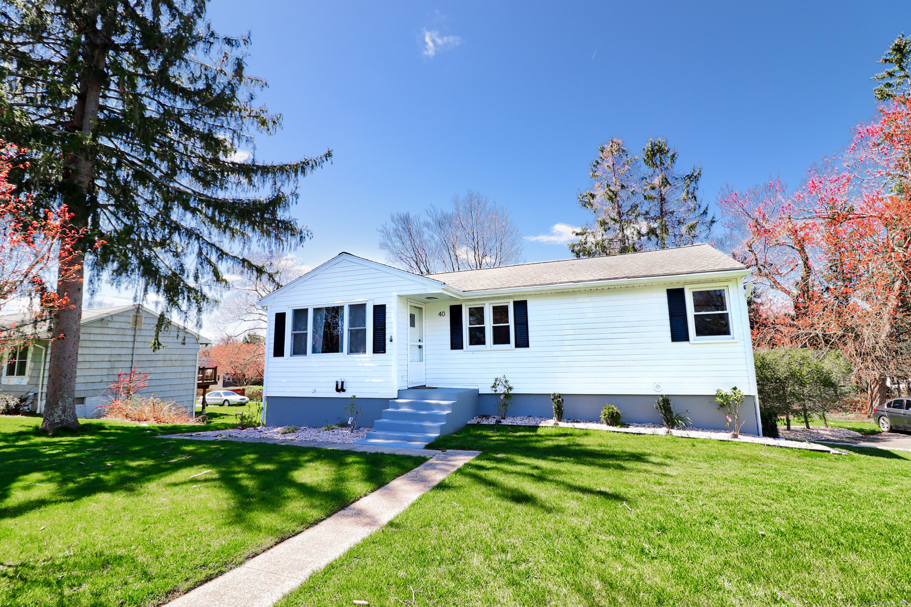 40 High Street Watertown, CT 06795 - Photo 1 of 1 Gallery Image 1