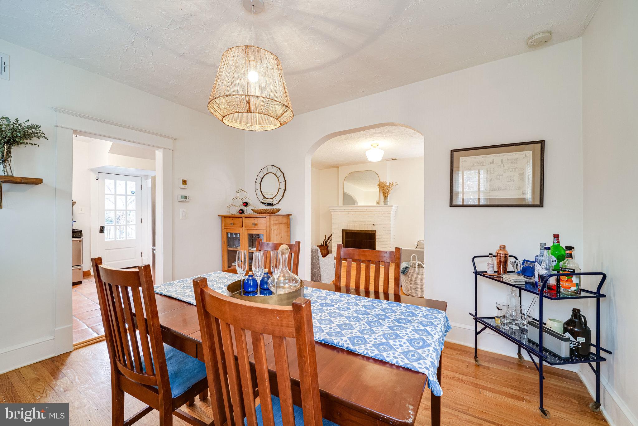 802 Russell Road Alexandria, VA 22301 - Photo 10 of 28 Formal dining room for family gatherings