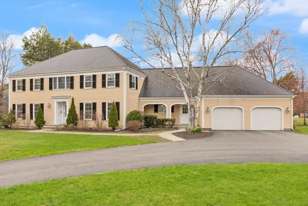 $11,000 | 25 Saddle Club Road, Lexington, MA 02420