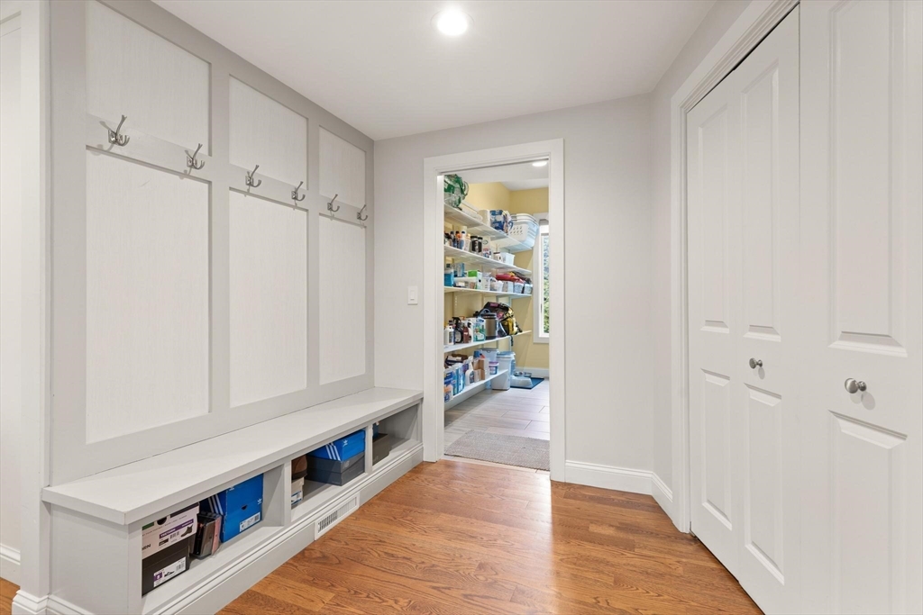 25 Saddle Club Road Lexington, MA 02420 - Photo 16 of 37