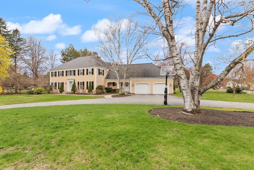 25 Saddle Club Road Lexington, MA 02420 - Photo 2 of 37