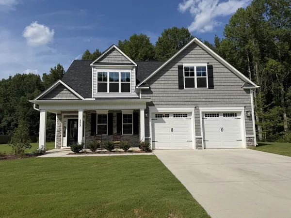 $525,000 | 373 Abingdon Farms Drive, Selma, NC 27576