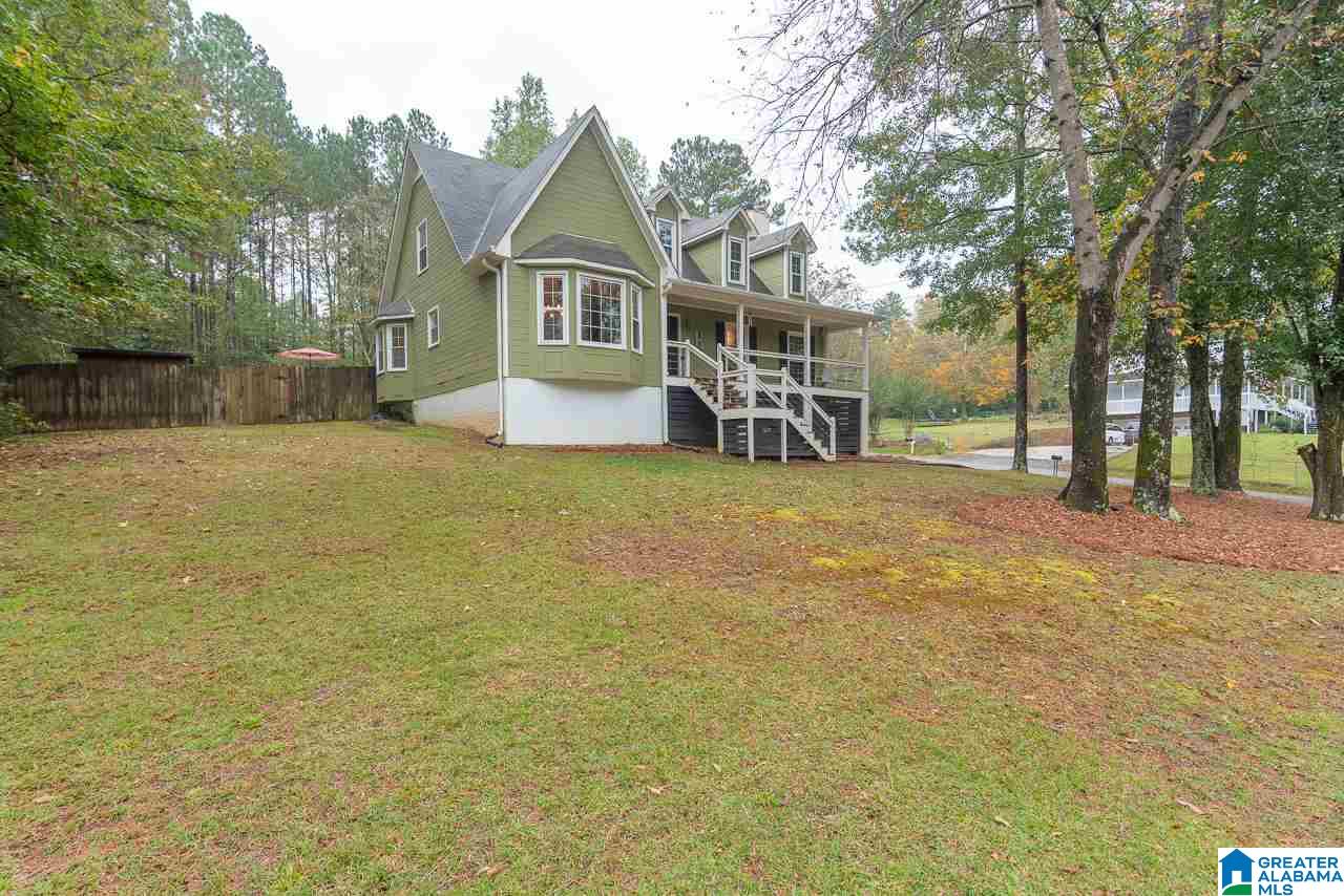 1615 Shannon Road Bessemer, AL 35022 - Photo 3 of 47