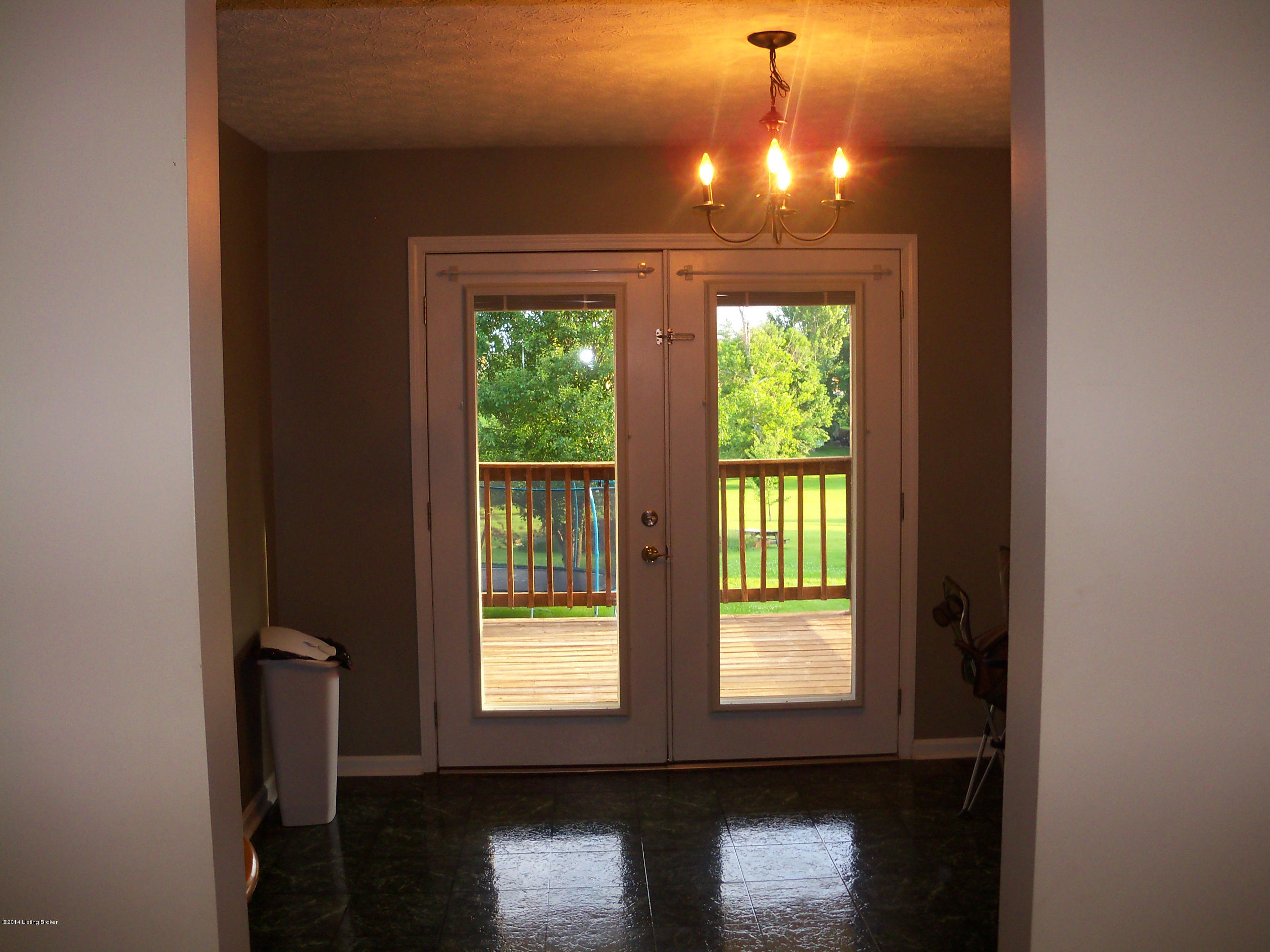 1685 Zoneton Road Shepherdsville, KY 40165 - Photo 7 of 33 1685 Zoneton Rd 005