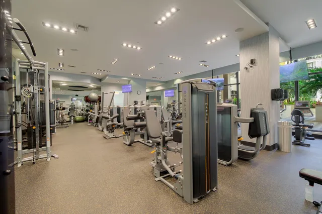 $749,900 | 701 South Olive Avenue, Unit 206, West Palm Beach, FL 33401