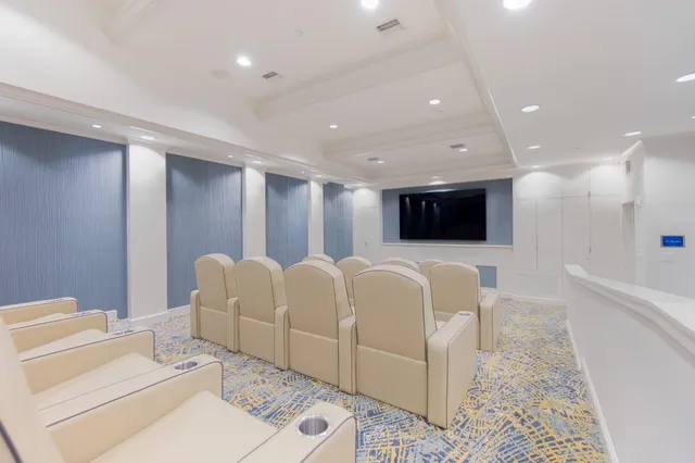 $749,900 | 701 South Olive Avenue, Unit 206, West Palm Beach, FL 33401