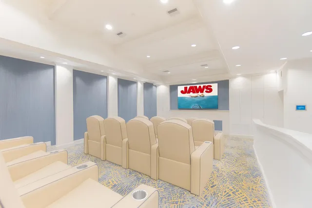 $749,900 | 701 South Olive Avenue, Unit 206, West Palm Beach, FL 33401