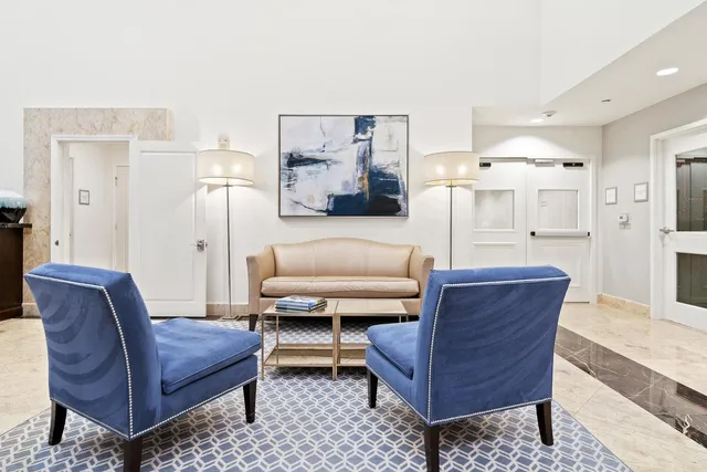 $749,900 | 701 South Olive Avenue, Unit 206, West Palm Beach, FL 33401