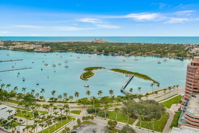 $749,900 | 701 South Olive Avenue, Unit 206, West Palm Beach, FL 33401