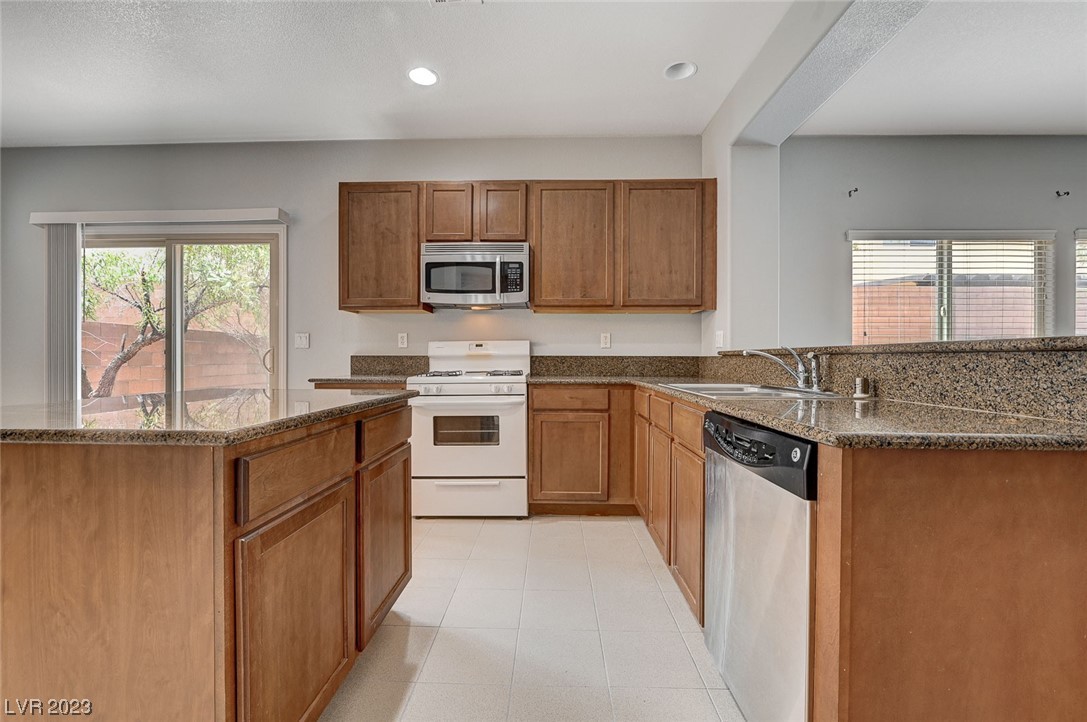 10609 Cave Ridge Street Las Vegas, NV 89179 - Photo 15 of 46 Gallery Image 15