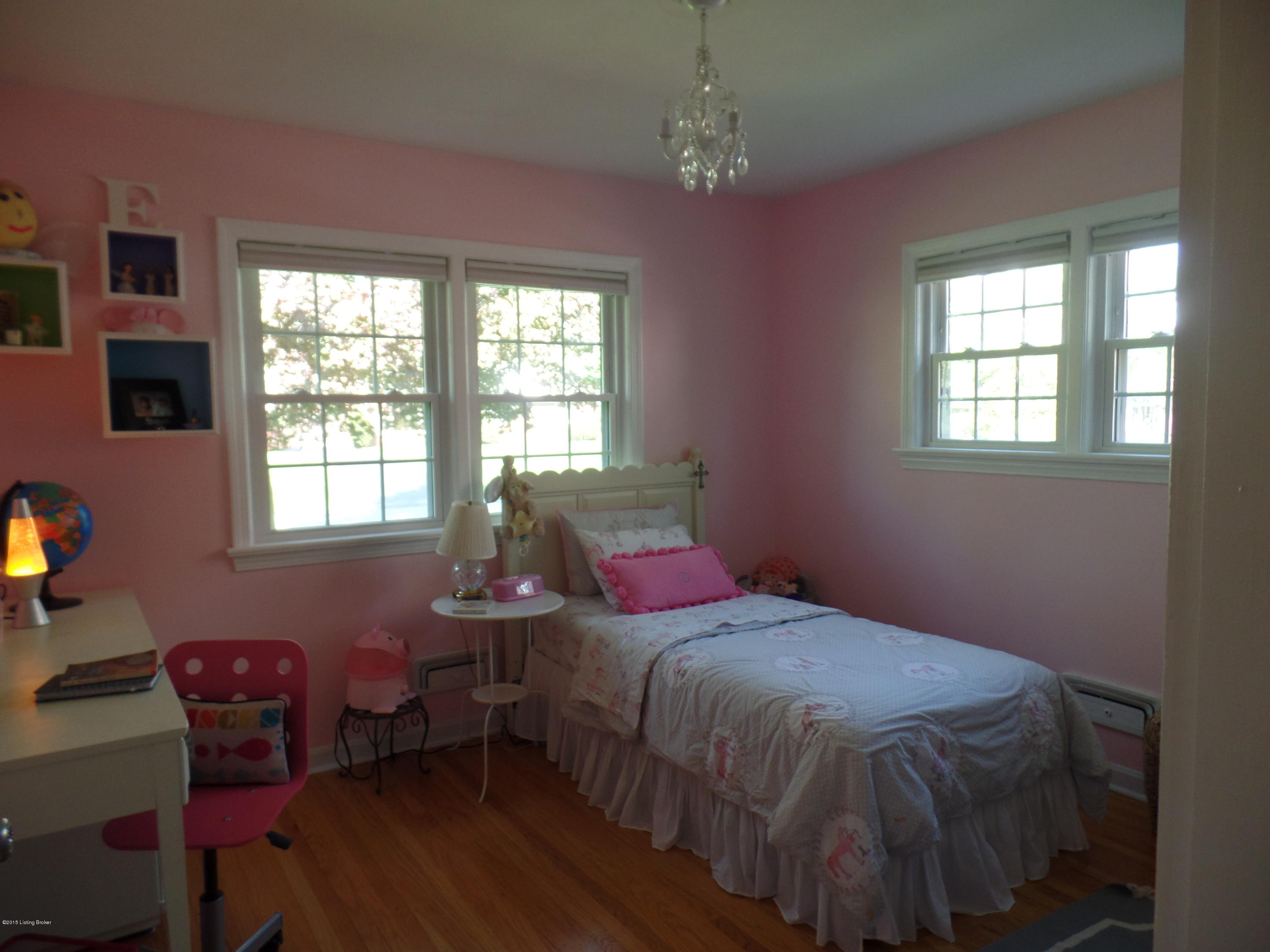 816 Perryman Road Louisville, KY 40207 - Photo 17 of 24 2015-05-01 17.49.50