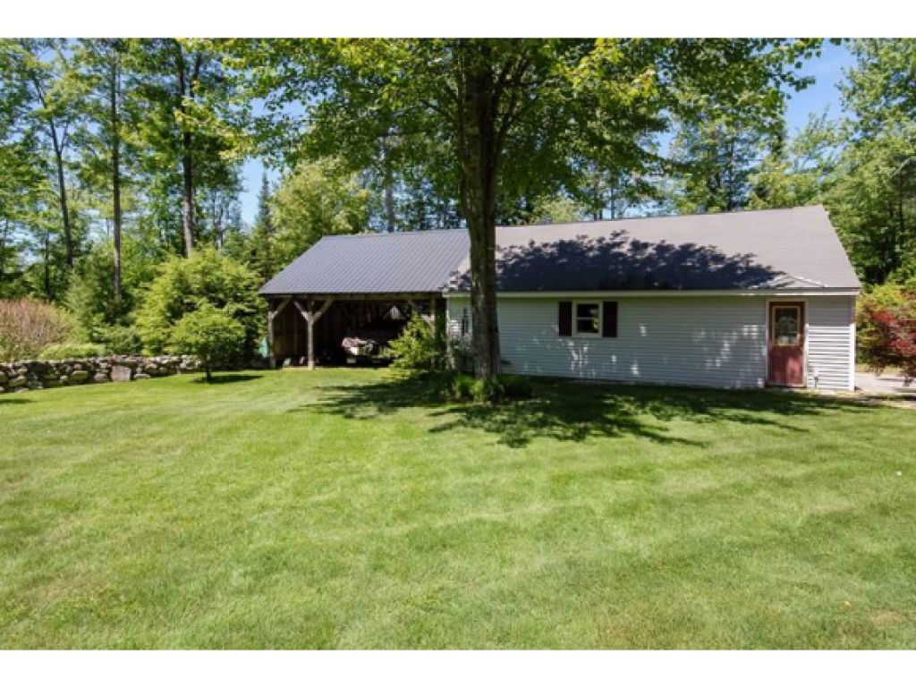 788 North Line Road Tuftonboro, NH 03816 - Photo 16 of 21
