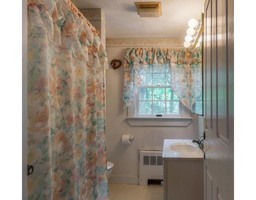 165-169 Topsfield Road Ipswich, MA 01938 - Photo 13 of 30 Gallery Image 13