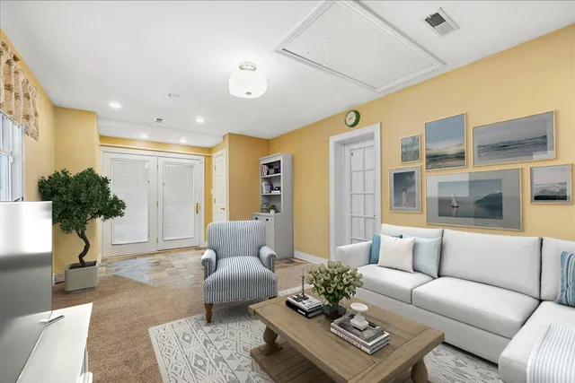 $789,000 | 16280 West Woodbine Circle, Vernon Hills, IL 60061