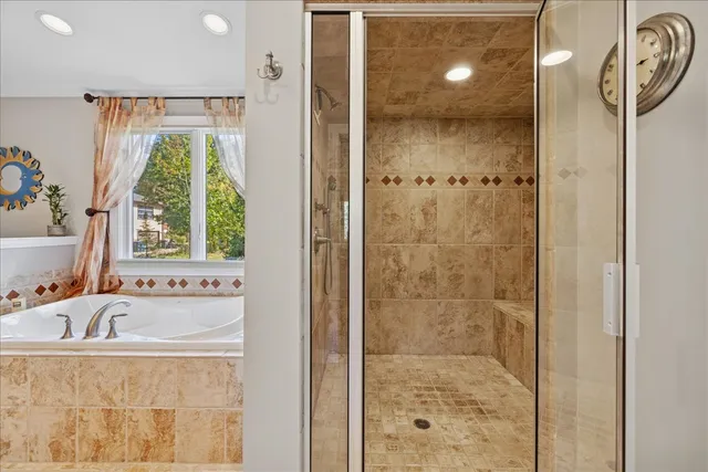 $789,000 | 16280 West Woodbine Circle, Vernon Hills, IL 60061