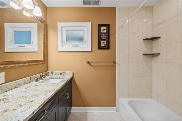 $789,000 | 16280 West Woodbine Circle, Vernon Hills, IL 60061