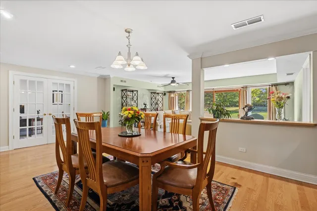 $789,000 | 16280 West Woodbine Circle, Vernon Hills, IL 60061