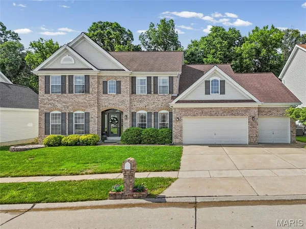 $649,900 | 2168 Avalon View Drive, Fenton, MO 63026