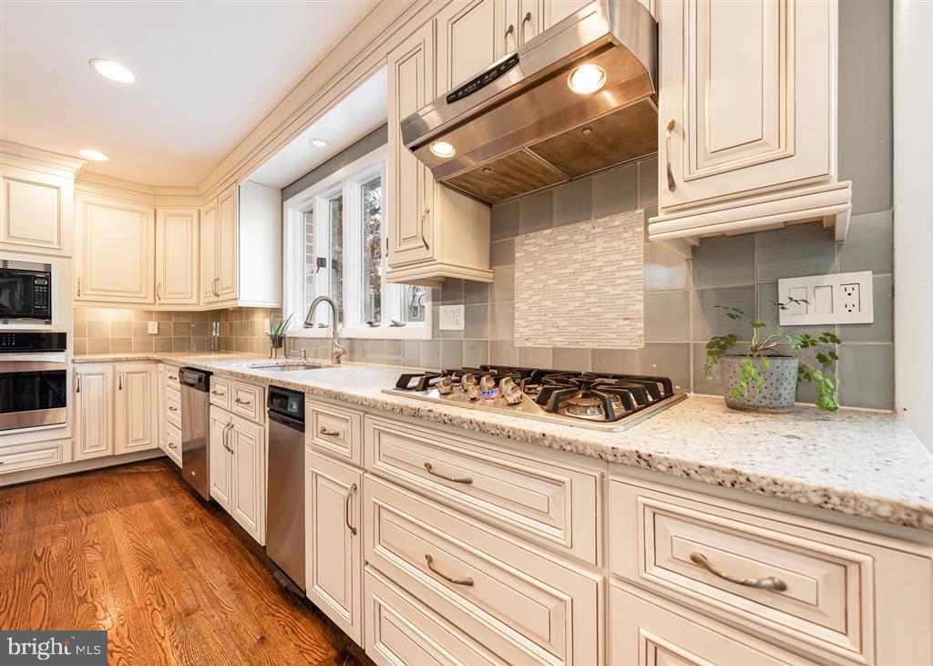 488 Chestnut Road Severna Park, MD 21146 - Photo 6 of 23 Gallery Image 6