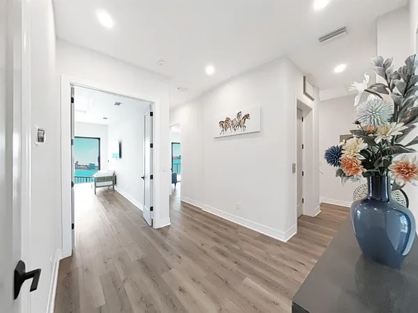 $12,500 | 882 Bay Point Drive, Madeira Beach, FL 33708