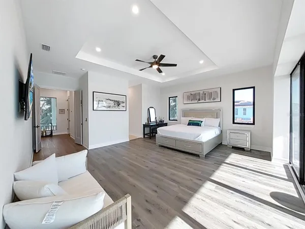 $12,500 | 882 Bay Point Drive, Madeira Beach, FL 33708