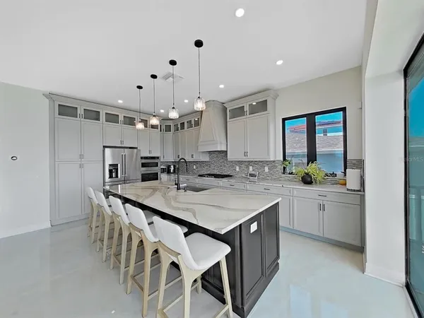 $12,500 | 882 Bay Point Drive, Madeira Beach, FL 33708