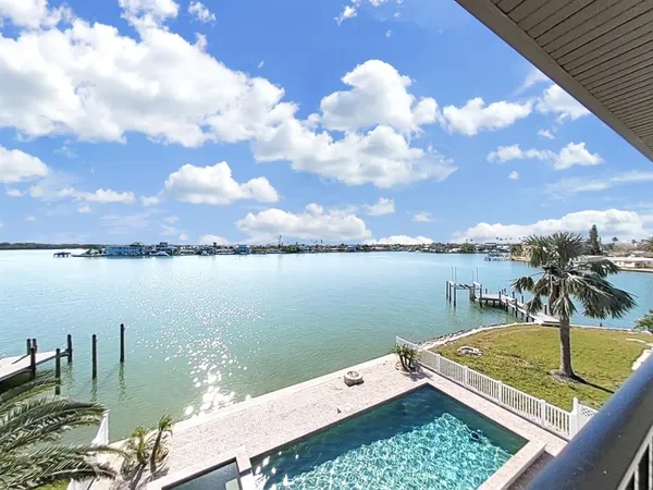 $12,500 | 882 Bay Point Drive, Madeira Beach, FL 33708