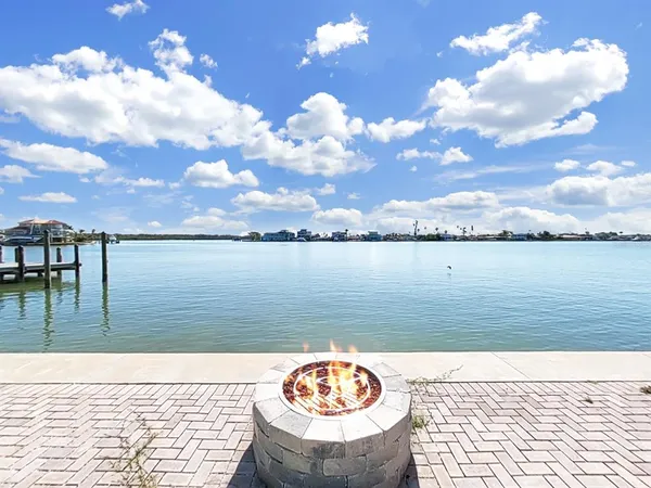 $12,500 | 882 Bay Point Drive, Madeira Beach, FL 33708