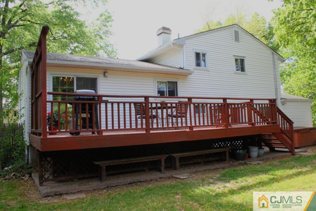 1481 Pawnee Road North Brunswick, NJ 08902 - Photo 15 of 18 Gallery Image 15