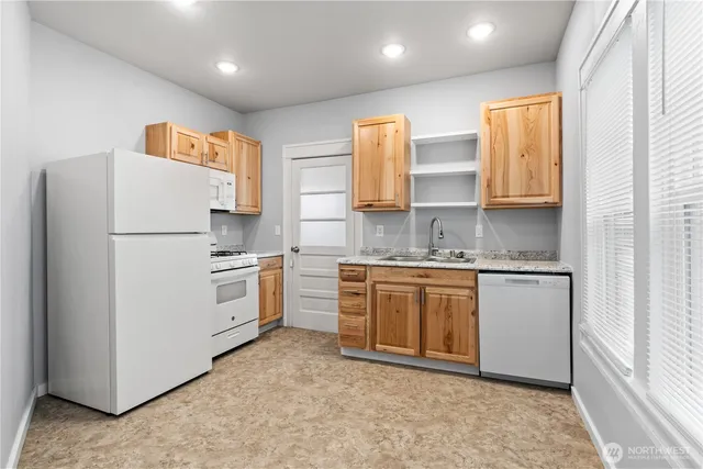 $649,000 | 3310 6th Avenue, Unit AC, Tacoma, WA 98406