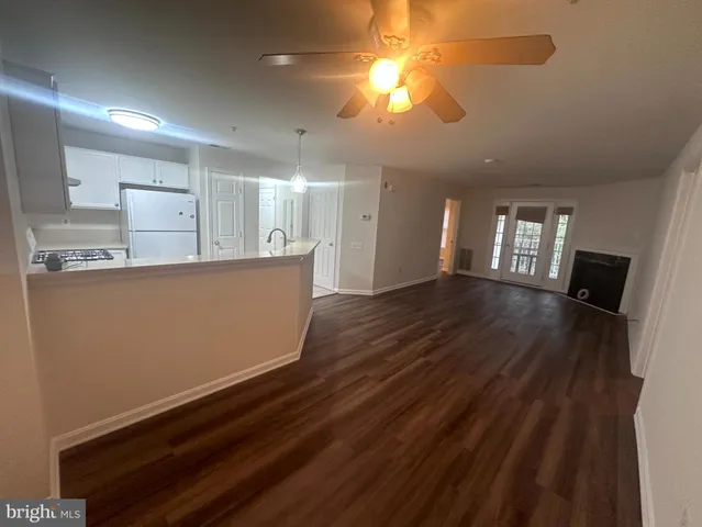 $2,250 | 18821 Sparkling Water Drive, Unit 103, Germantown, MD 20874