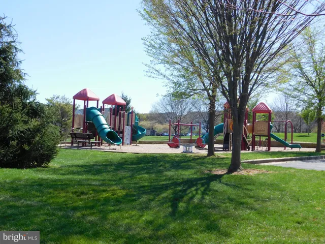 $2,250 | 18821 Sparkling Water Drive, Unit 103, Germantown, MD 20874