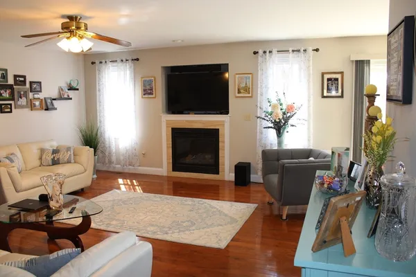 $489,900 | 2026 Parker Street, Springfield, MA 01128