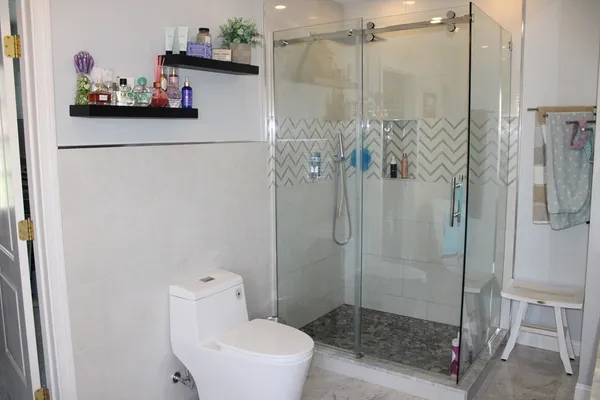 $489,900 | 2026 Parker Street, Springfield, MA 01128