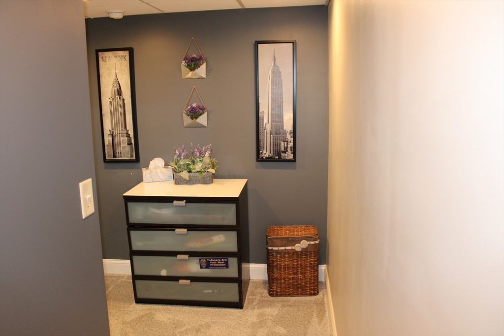 2026 Parker Street Springfield, MA 01128 - Photo 22 of 29