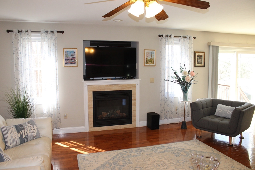 2026 Parker Street Springfield, MA 01128 - Photo 10 of 29