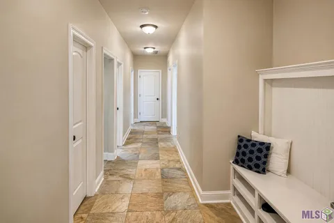 $369,000 | 980 Lakehaven Drive, Gonzales, LA 70737